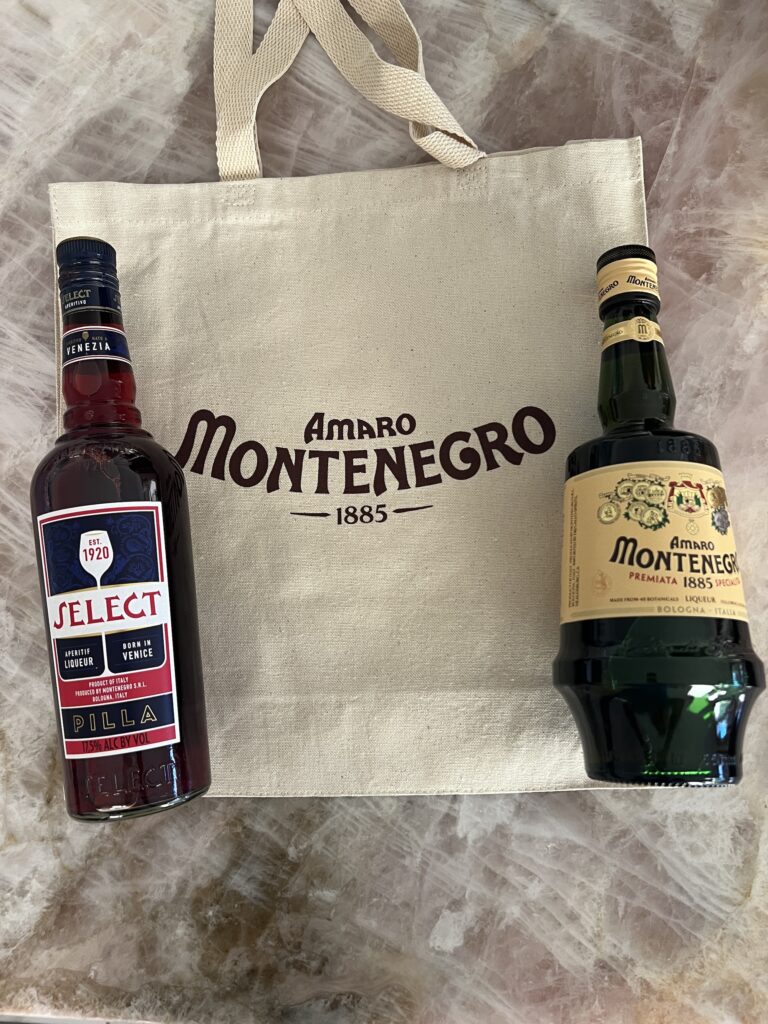 Amaro Montenegro and Aperitivo Select Reviews, and in Negronis!